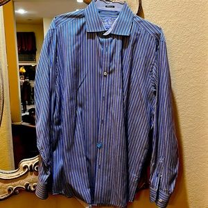 Men's Bugatchi Classic Fit dress shirt. Size XL.